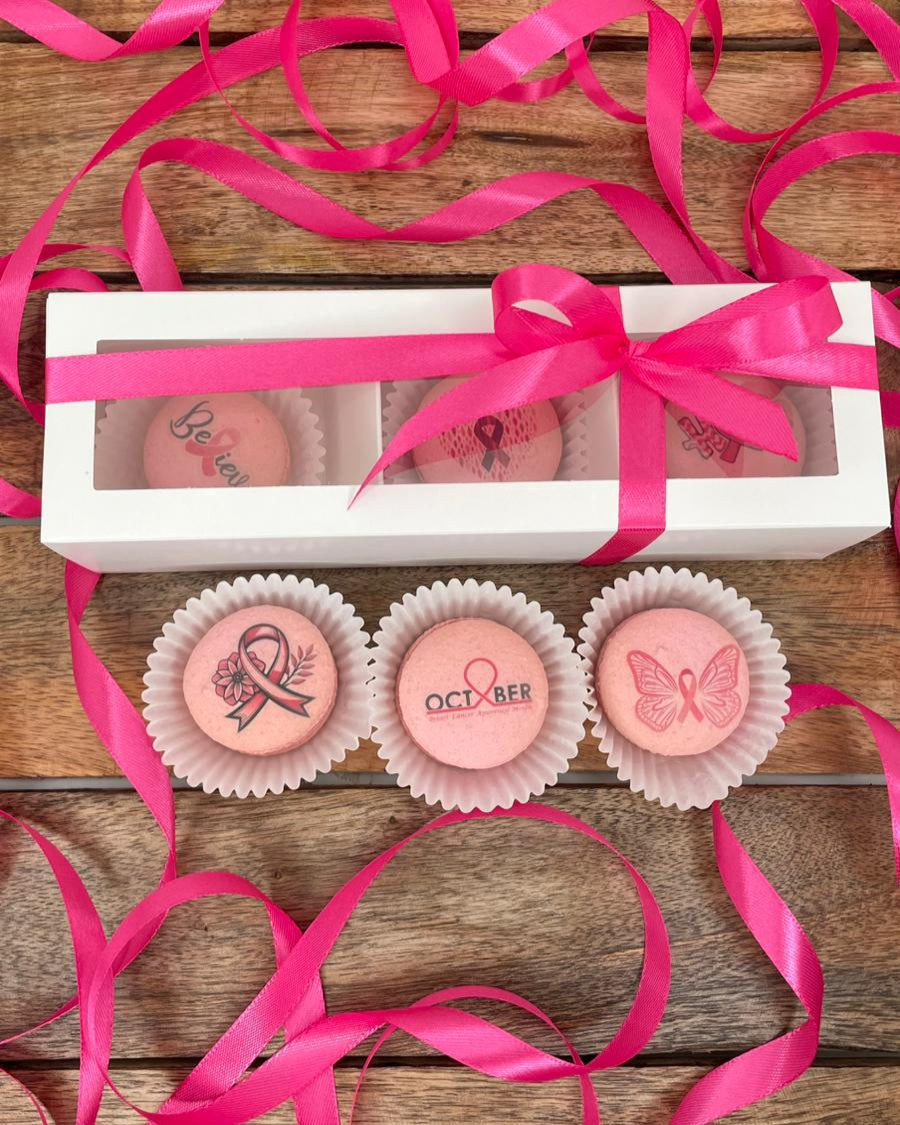 PINK OCTOBER 🩷 MACARONS
